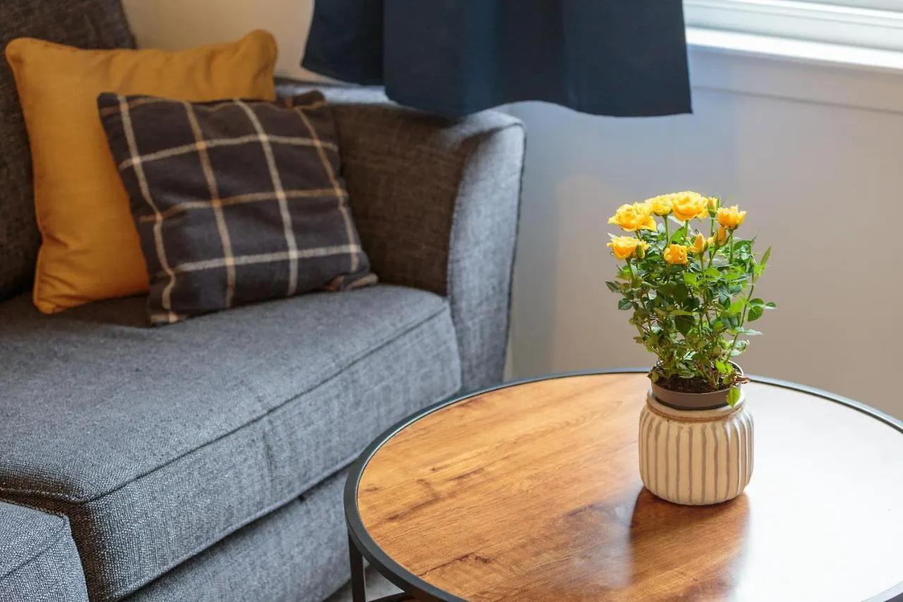 Fountain Park Apartment 1Bed Edinburgh