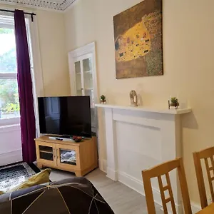 Apartment Apex Cathcart Place, Edinburgh